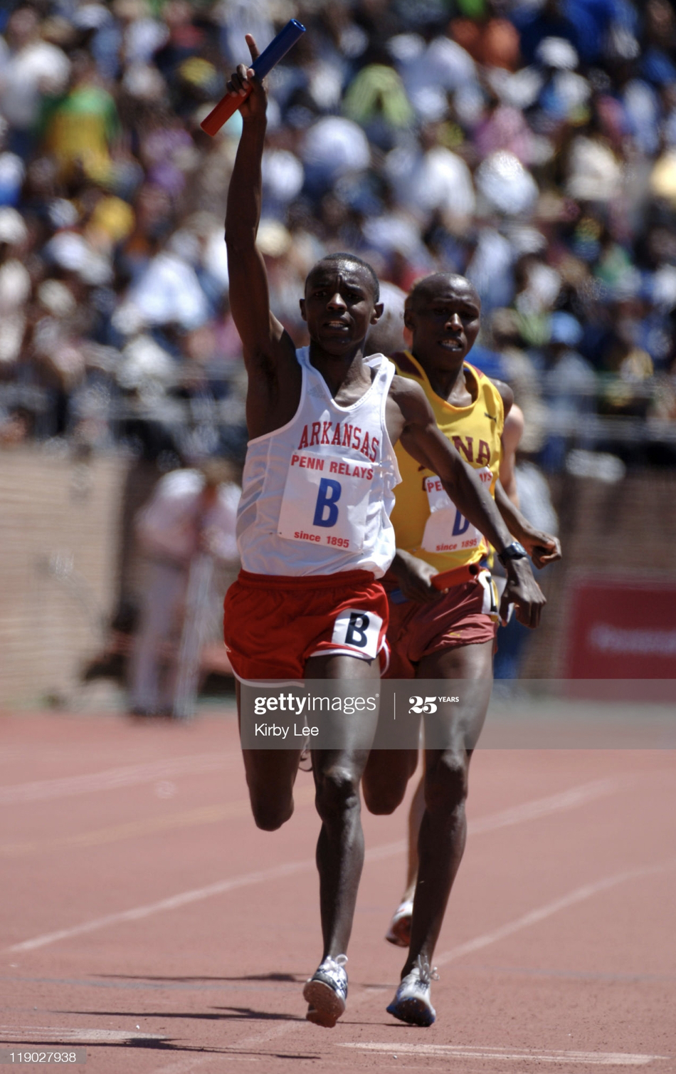 Josphat Boit anchors the 2006 4 X MILE Relay with a 3.59.4 - 16.14.92